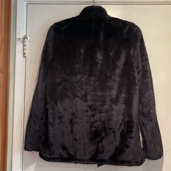 FILA Sweater - Large - Picture 8 of 10